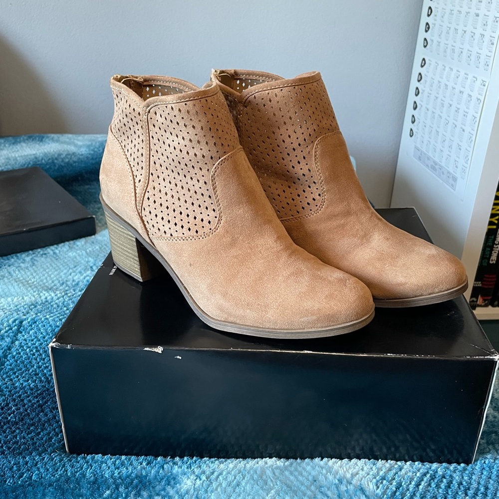 Boots/heels